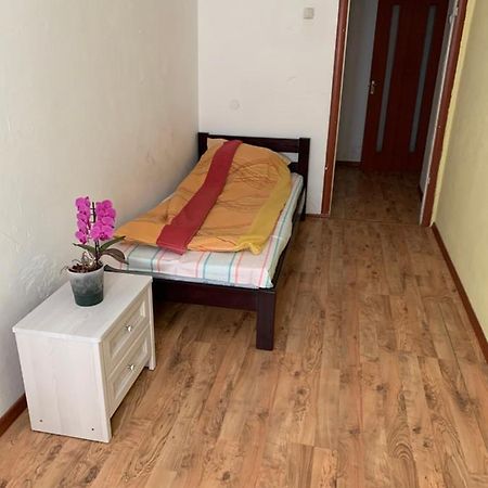 Апартаменти З Усіма Зручностями Tjernivtsi Exteriör bild